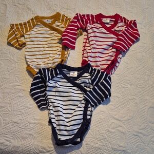 Hanna Andersson 60 or 3-6 months 3 side snap wiggle suit tops VGUC